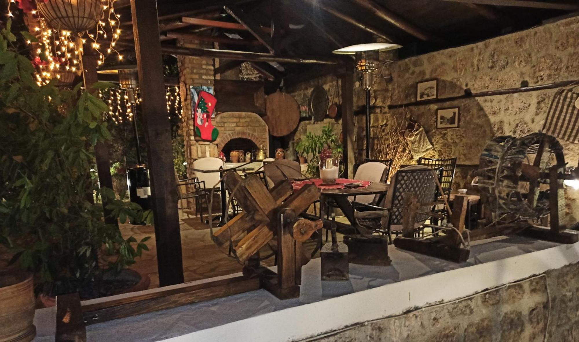 Hagiati Guesthouse エデッサ エクステリア 写真