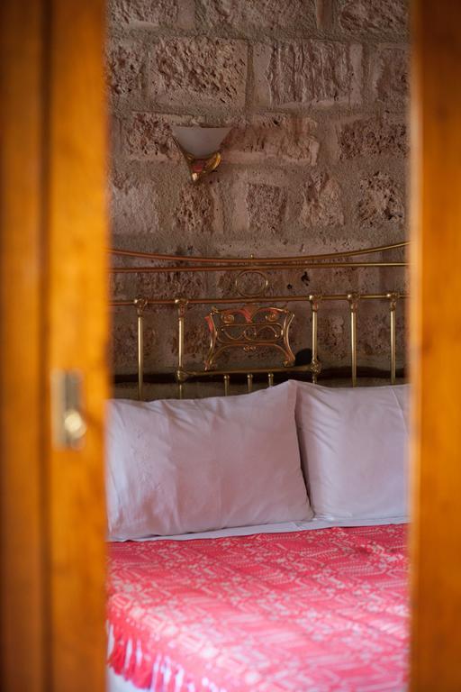 Hagiati Guesthouse エデッサ 部屋 写真