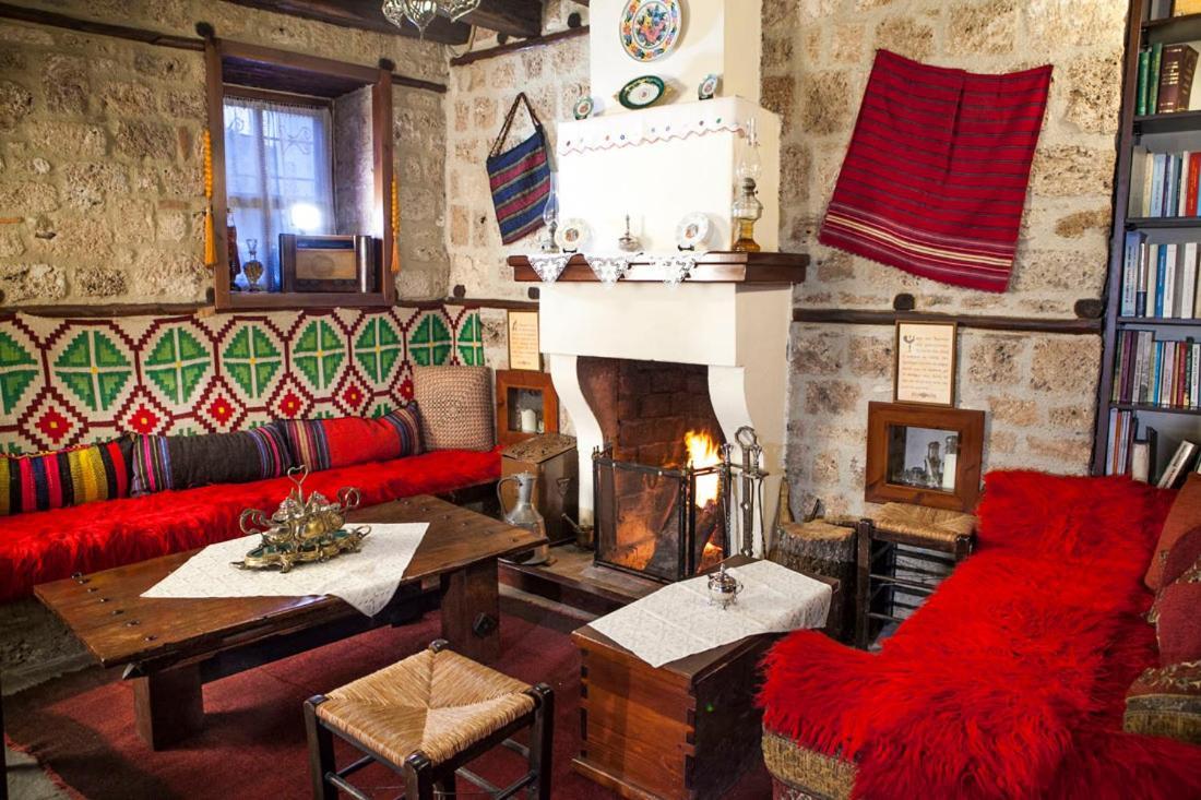 Hagiati Guesthouse エデッサ エクステリア 写真